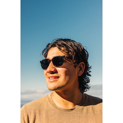 lifestyle image of Ventana Sunglasses