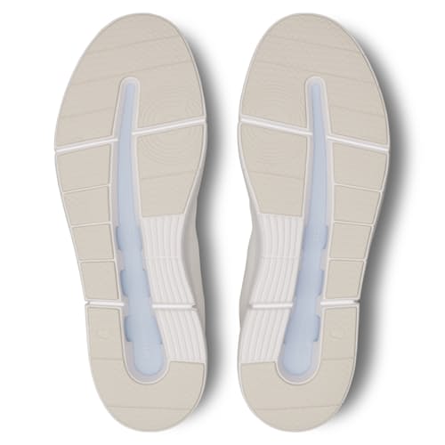 laydown image of Roger Advantage Court Sneaker