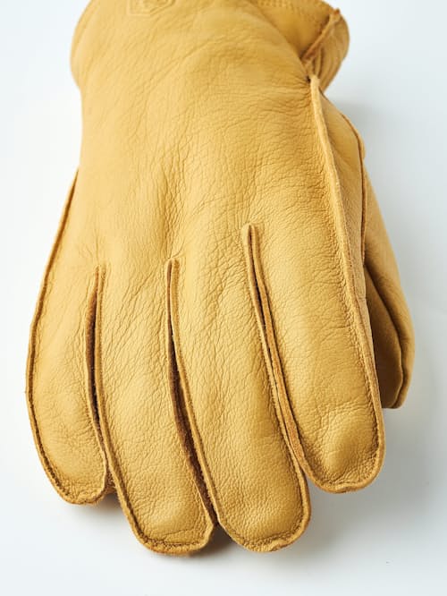 laydown detail image of Jon Glove