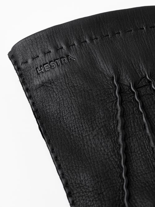 laydown detail image of Henry Glove