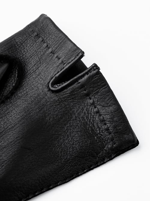 laydown detail image of Henry Glove