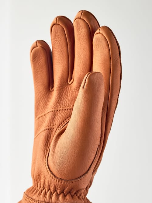 laydown detail image of Womens Buvika Glove