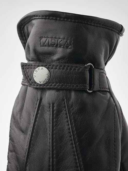 laydown detail image of Bergham Glove