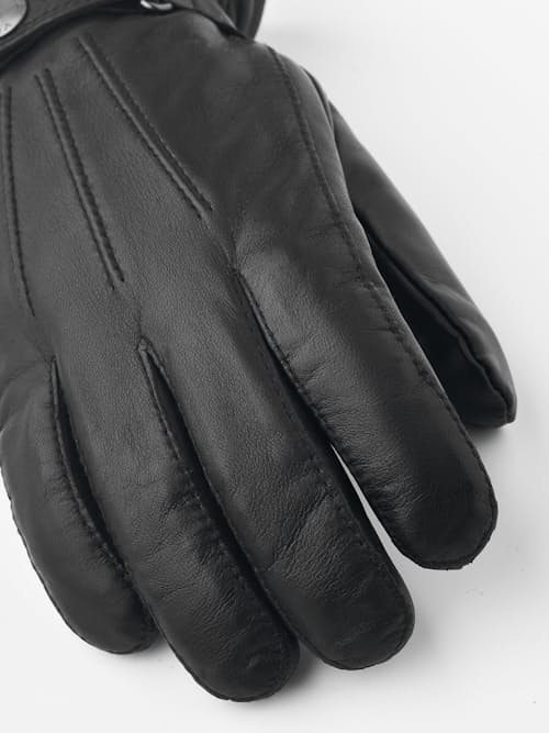 laydown detail image of Bergham Glove