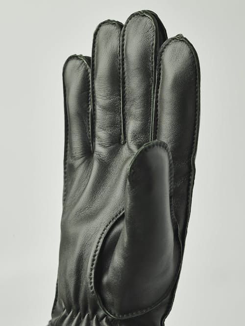 laydown detail image of Falk Glove
