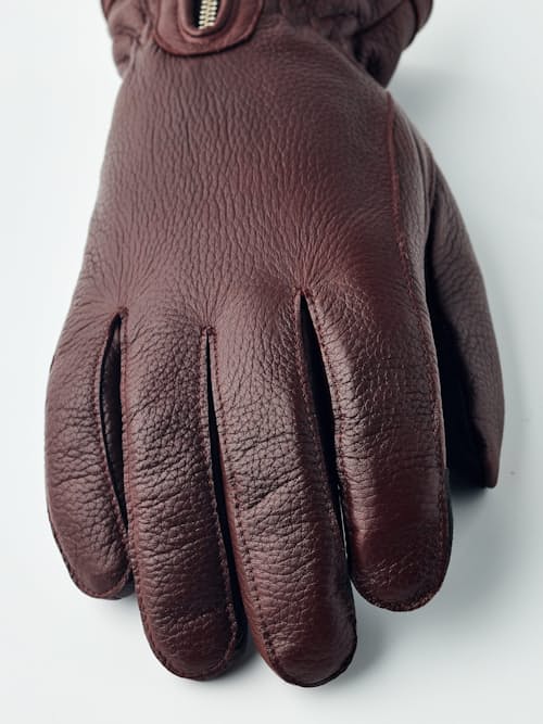 laydown detail image of Women's Vilja Glove