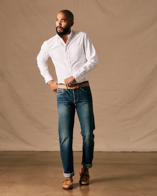 Gregory is 6'1", 175lbs, and wearing a 32x34
