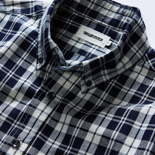 laydown detail image of The Jack Everyday Oxford Shirt