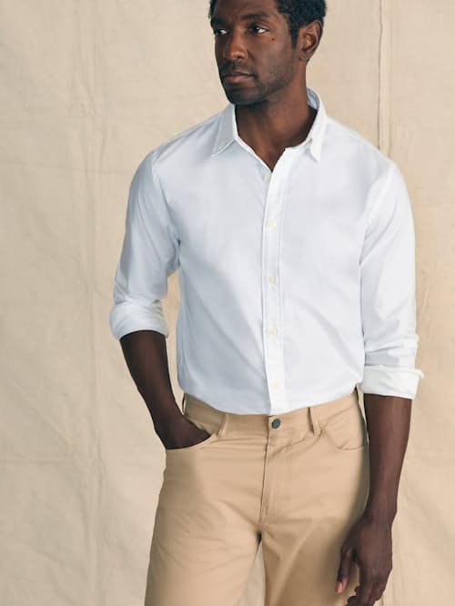 on model image of Movement Shirt