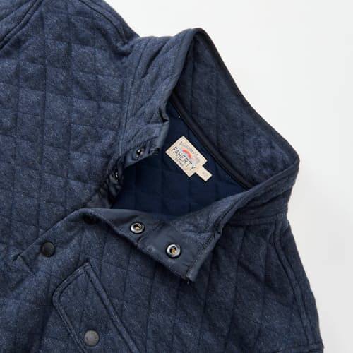 laydown detail image of Epic Fleece Quilted Pullover
