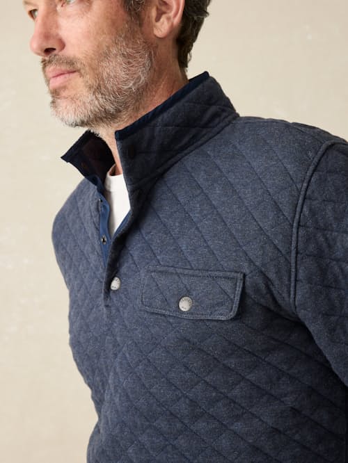 on model image of Epic Fleece Quilted Pullover