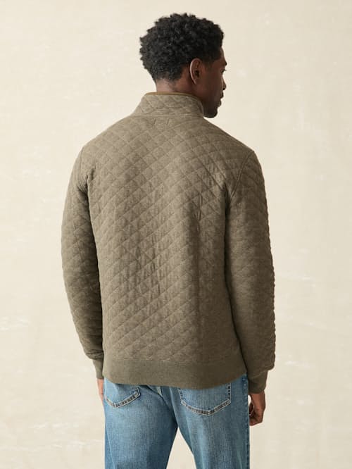 on model image of Epic Fleece Quilted Pullover