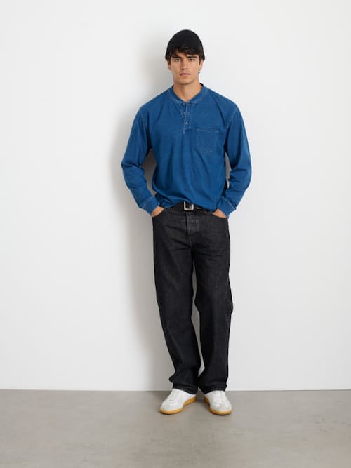 on model image of Alan Heavyweight Jersey Henley
