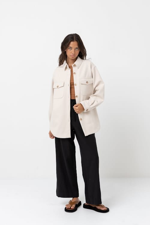 on model image of Women's Classic Minimal Shacket