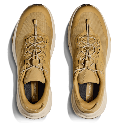 laydown image of Transport GTX Travel Sneaker
