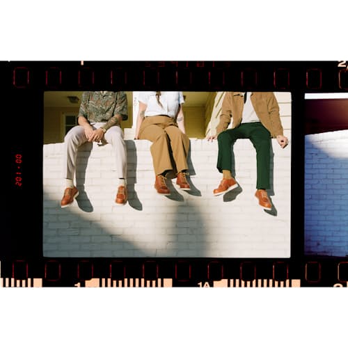 lifestyle image of Shop Moc Oxford