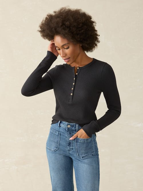 on model image of Women's Legend Apres Waffle Henley