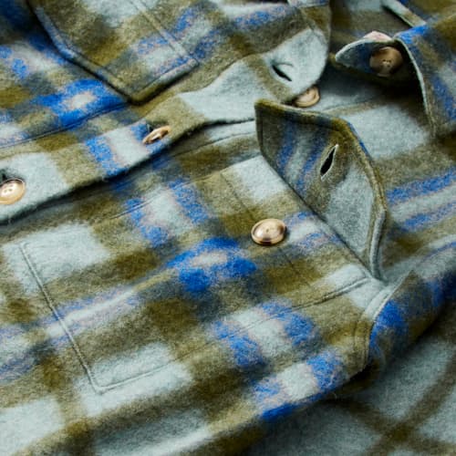 laydown detail image of Women's Cotswold Shirt Jacket