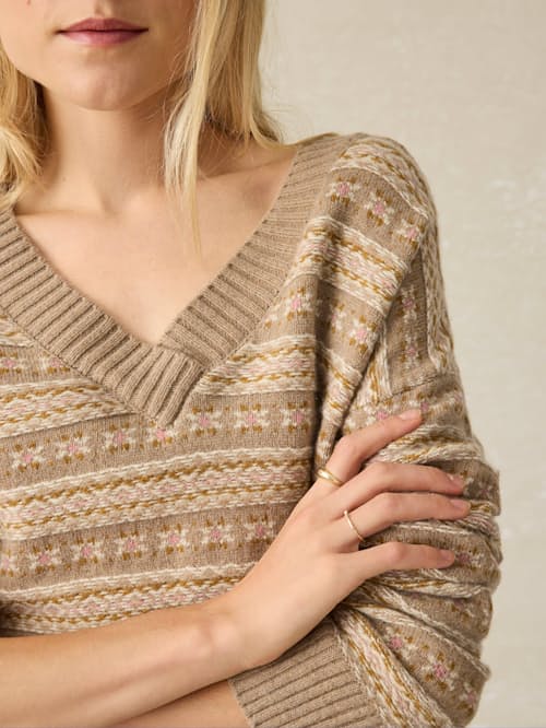 on model image of Women's Highland Fair Isle Sweater