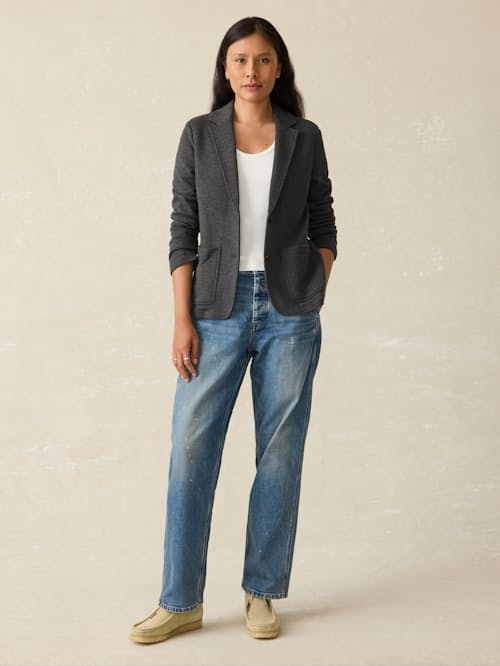 on model image of Women's Inlet Blazer