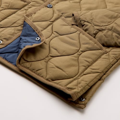 laydown detail image of Military Crew Down Insulated Jacket