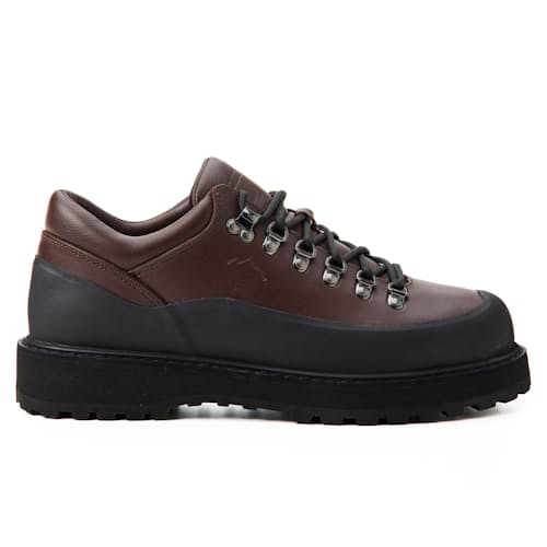 laydown image of Cornaro Hiking Shoe