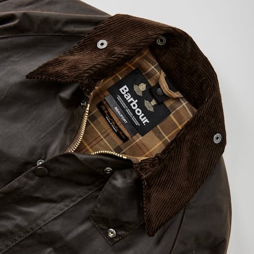 laydown detail image of Classic Beaufort Wax Jacket