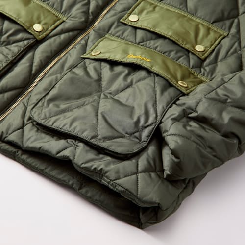 laydown detail image of Women's Barbour Milby Quilt