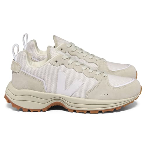 laydown image of Women's Venturi II Sneaker