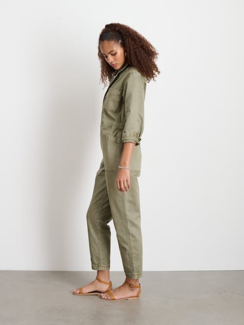on model image of Women's Zip Jumpsuit in Herringbone