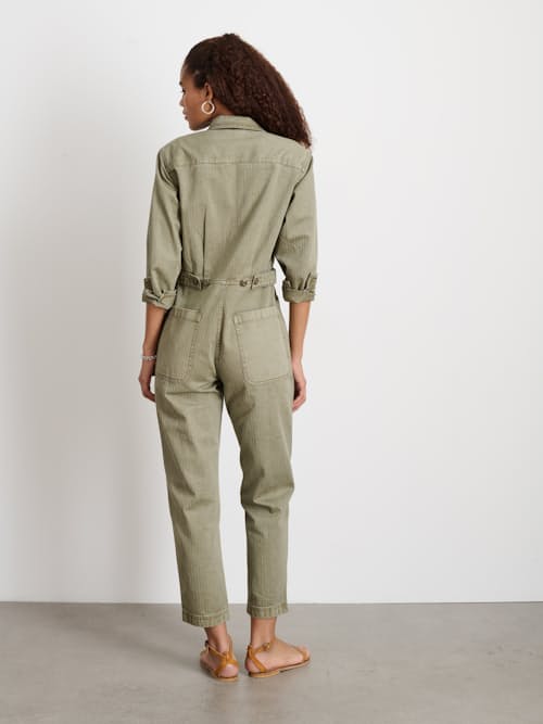 on model image of Women's Zip Jumpsuit in Herringbone