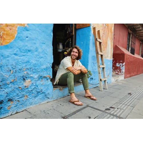 lifestyle image of Fields Leather Sandal