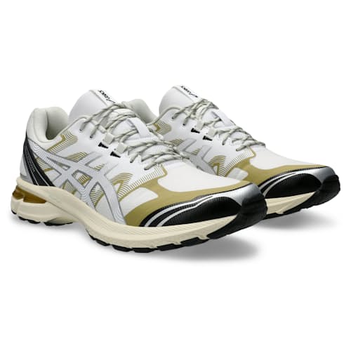 laydown image of Gel-Terrain Sneaker
