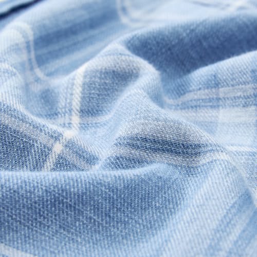 laydown detail image of Branco Shirt