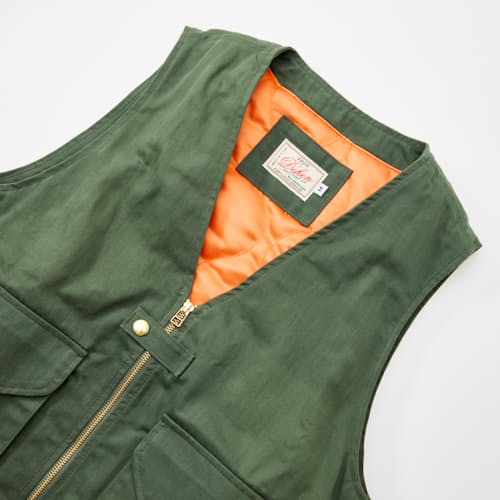 laydown detail image of Cargo Vest