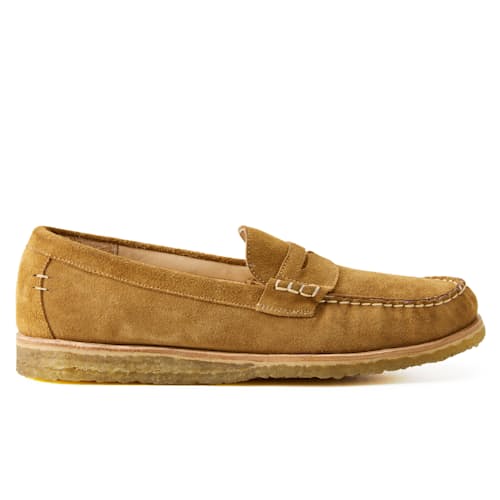 laydown image of Drift Penny Loafer