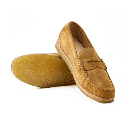laydown image of Drift Penny Loafer
