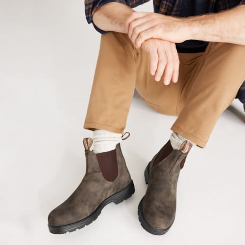 on model image of #585 Chelsea Boot
