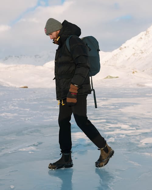 lifestyle image of #585 Chelsea Boot