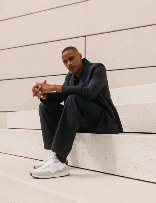 lifestyle image of Joshua Sneaker
