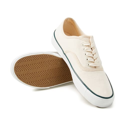 laydown image of Lot 010 Deck Shoe