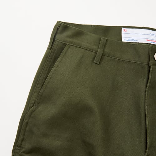 laydown detail image of Utility Cotton Twill Cargo Pant