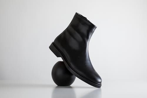 laydown detail image of Mark Zip Boot