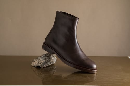 laydown detail image of Mark Zip Boot
