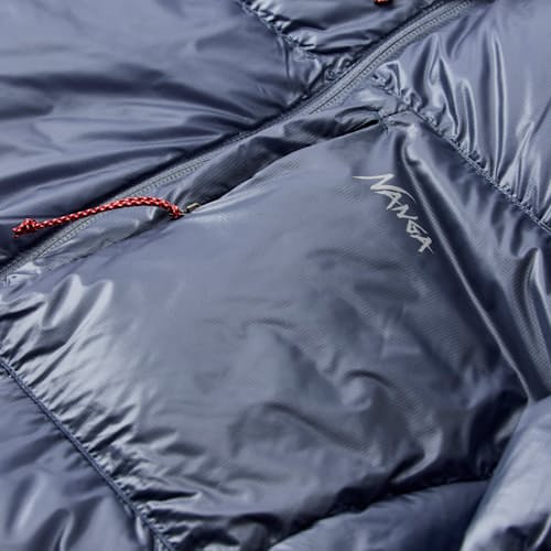 laydown detail image of Mountain Lodge Down Insulated Jacket