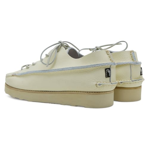 laydown image of Finn III Leather Moc