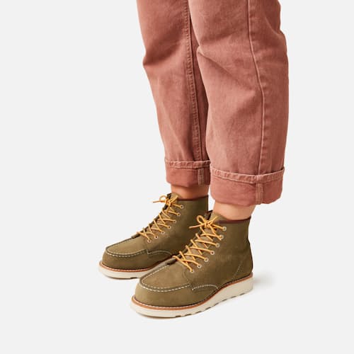 on model image of Women's 6-Inch Classic Moc Boot