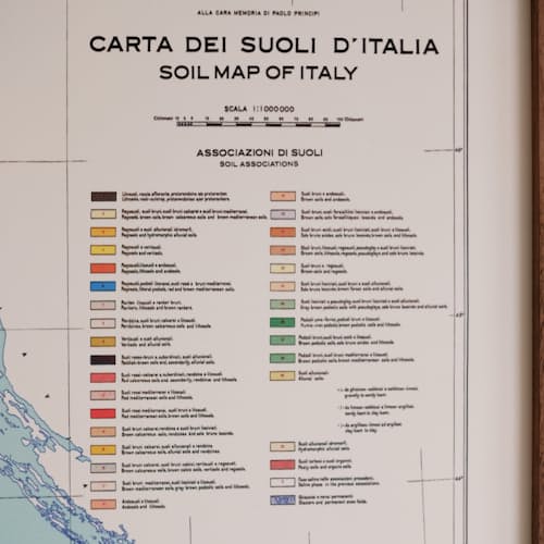laydown detail image of Italy 1966 3D Raised Relief Map