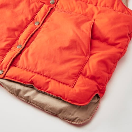 laydown detail image of Women's Waxed Down Insulated Vest