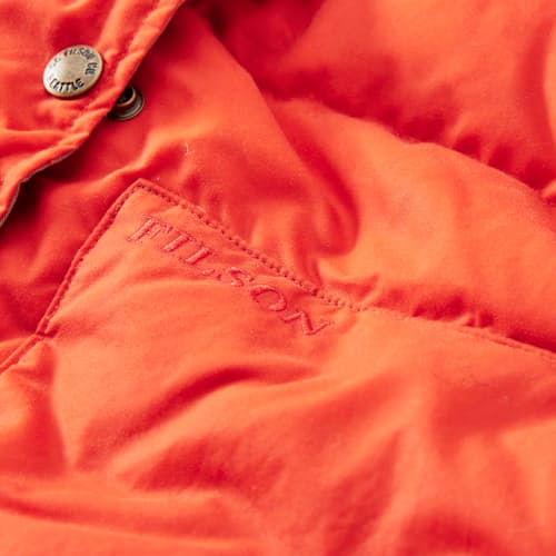 laydown detail image of Women's Waxed Down Insulated Vest